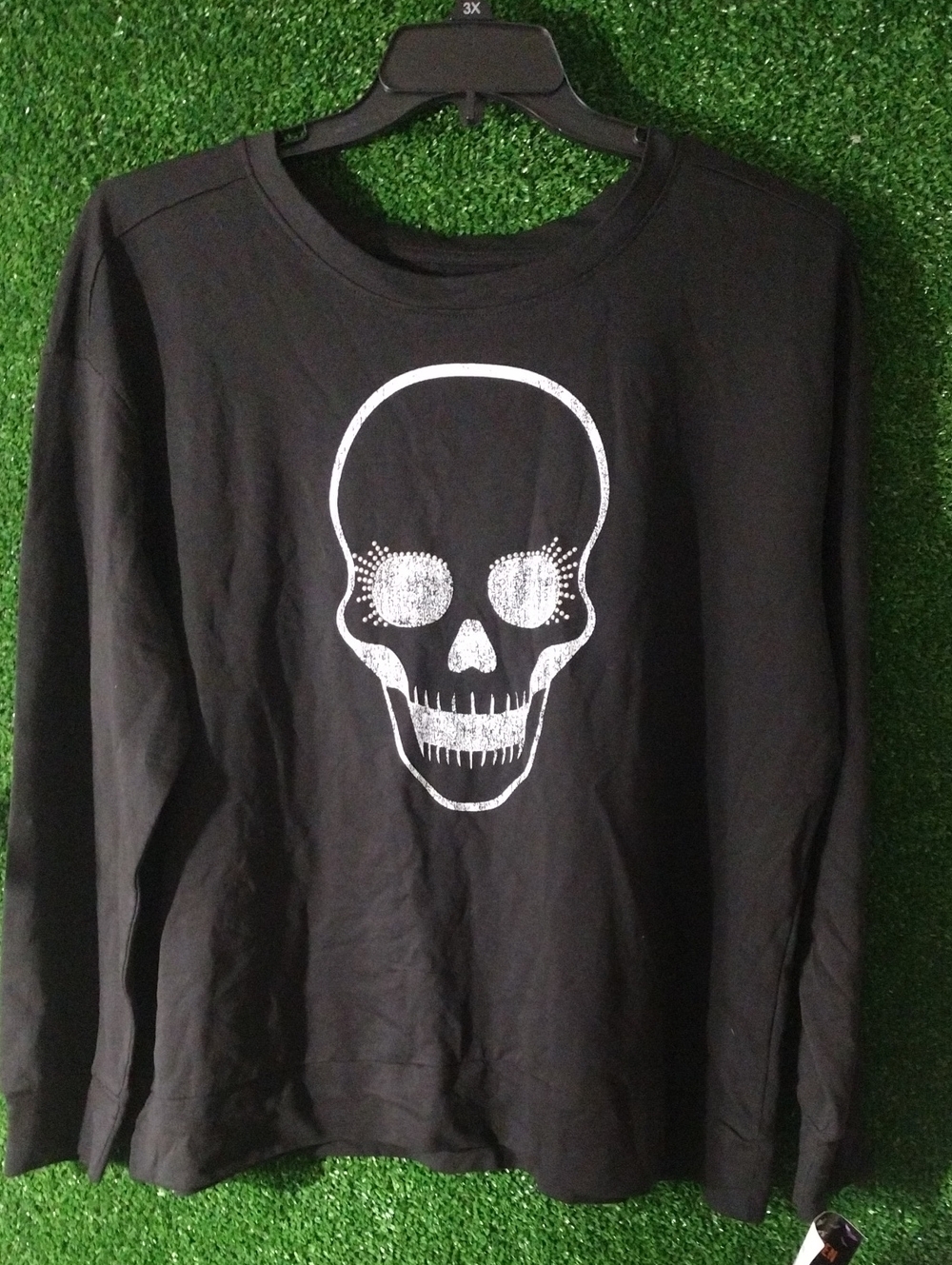 Black Long Sleeve Skull Tee - Women